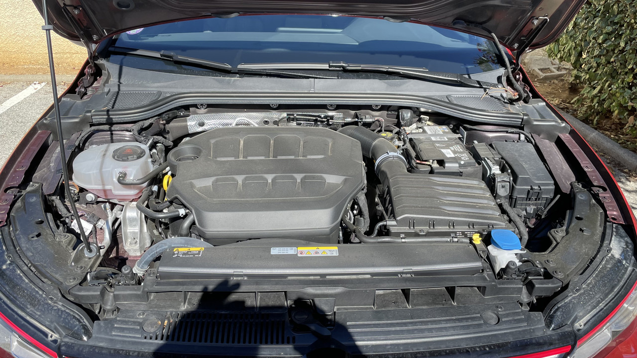 D8ECC077-170A-448E-BBCF-B6D6AA28211A