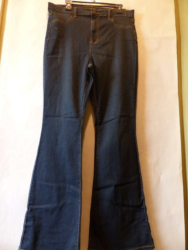 FASHION NOVA WOMENS HIGH RISE DEEP IN MY SOUL FLARE JEANS DARK DENIM SIZE 16 FASHION NOVA WOMENS HIGH RISE DEEP IN MY SOUL FLARE JEANS DARK DENIM SIZE 16