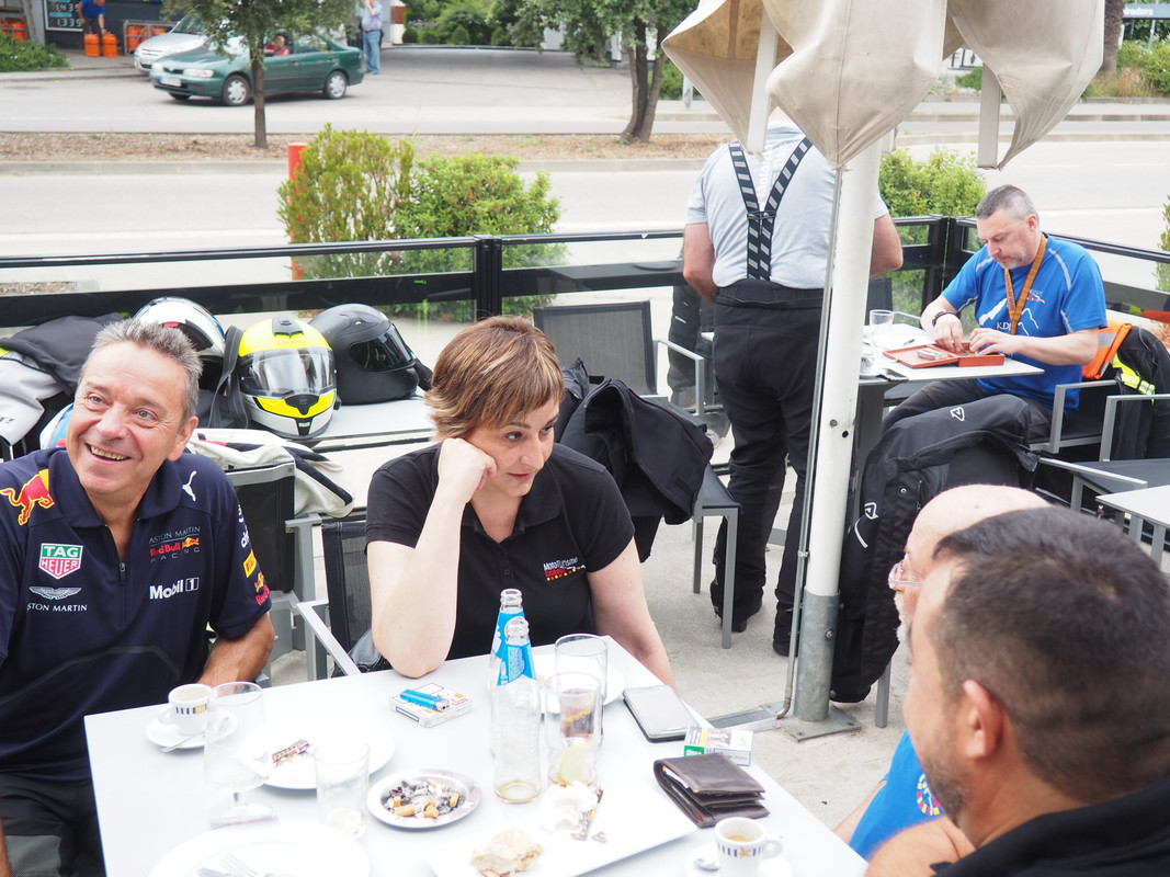 C2C8CCEE-BD1E-4134-9576-C98212DBC44B