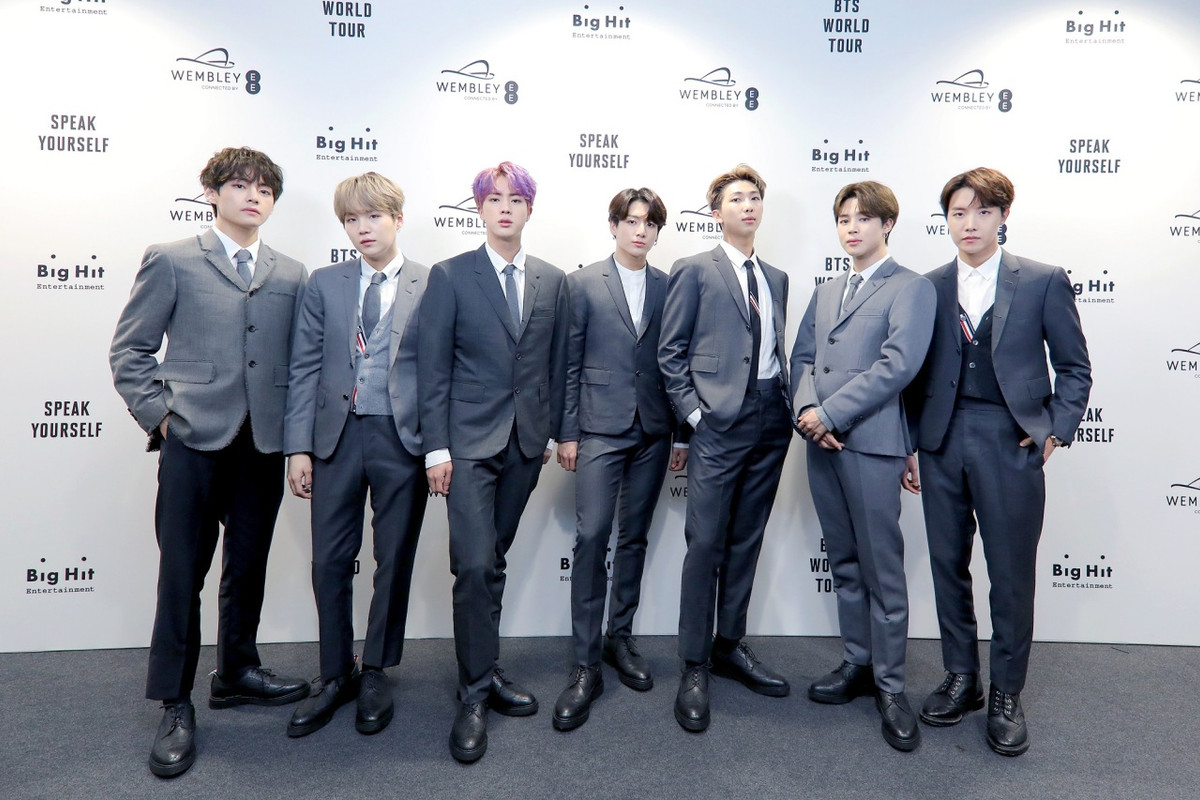 peminat marah simon cowell umum genre uk-pop untuk saingi populariti bts