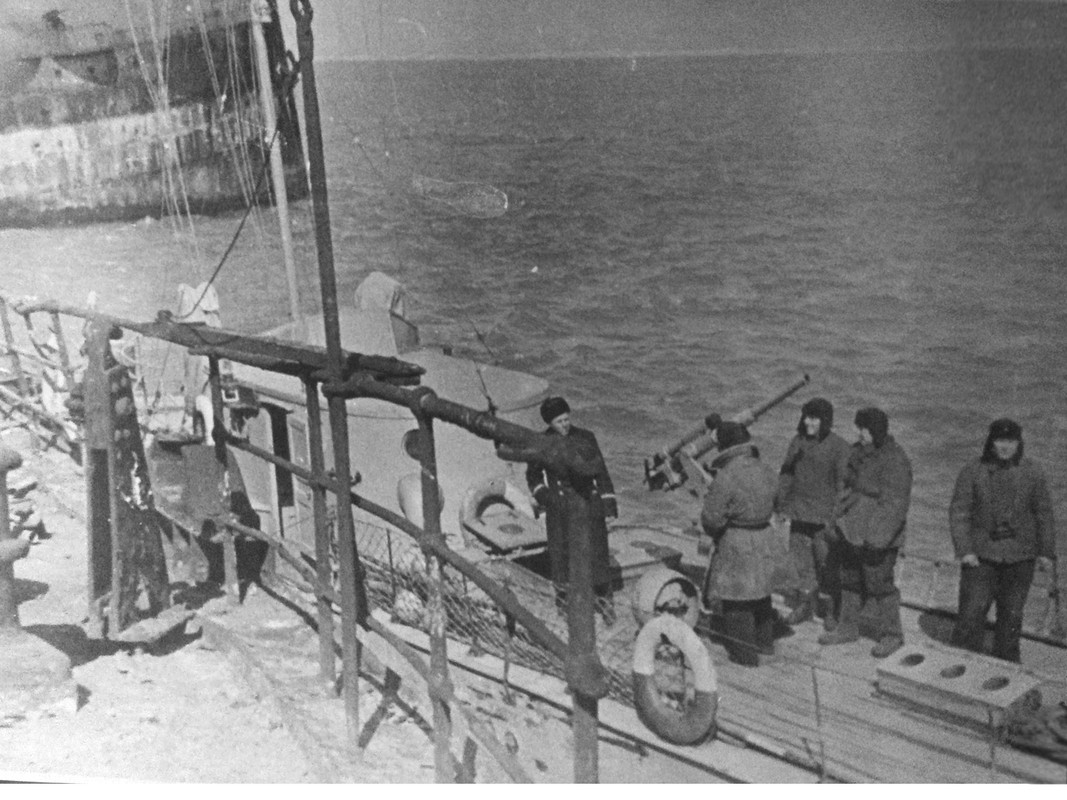 АБ Погранкатер у ПХ Фабрициус 1942 Утриш