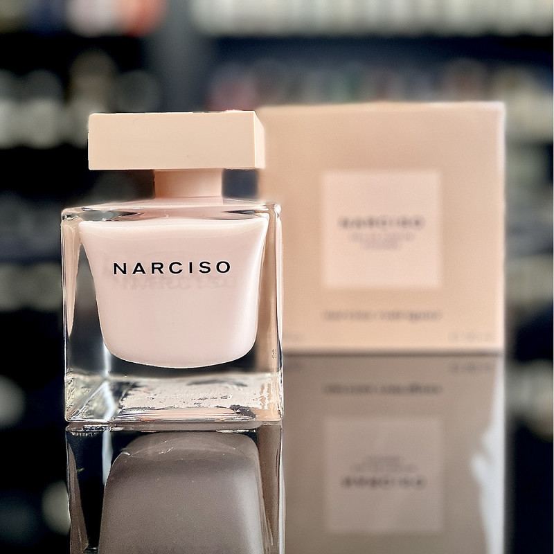 Narciso-Rodriguez-Poudree-EDP-tai-ha-noi.jpg