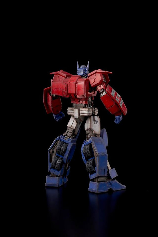 Furai-Action-IDW-Optimus-Prime-04