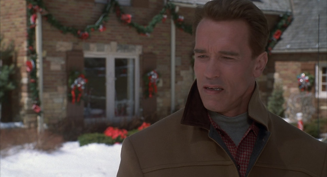 Jingle All the Way 1996 (1080p x265 10bit Tigole).mkv_snapshot_0