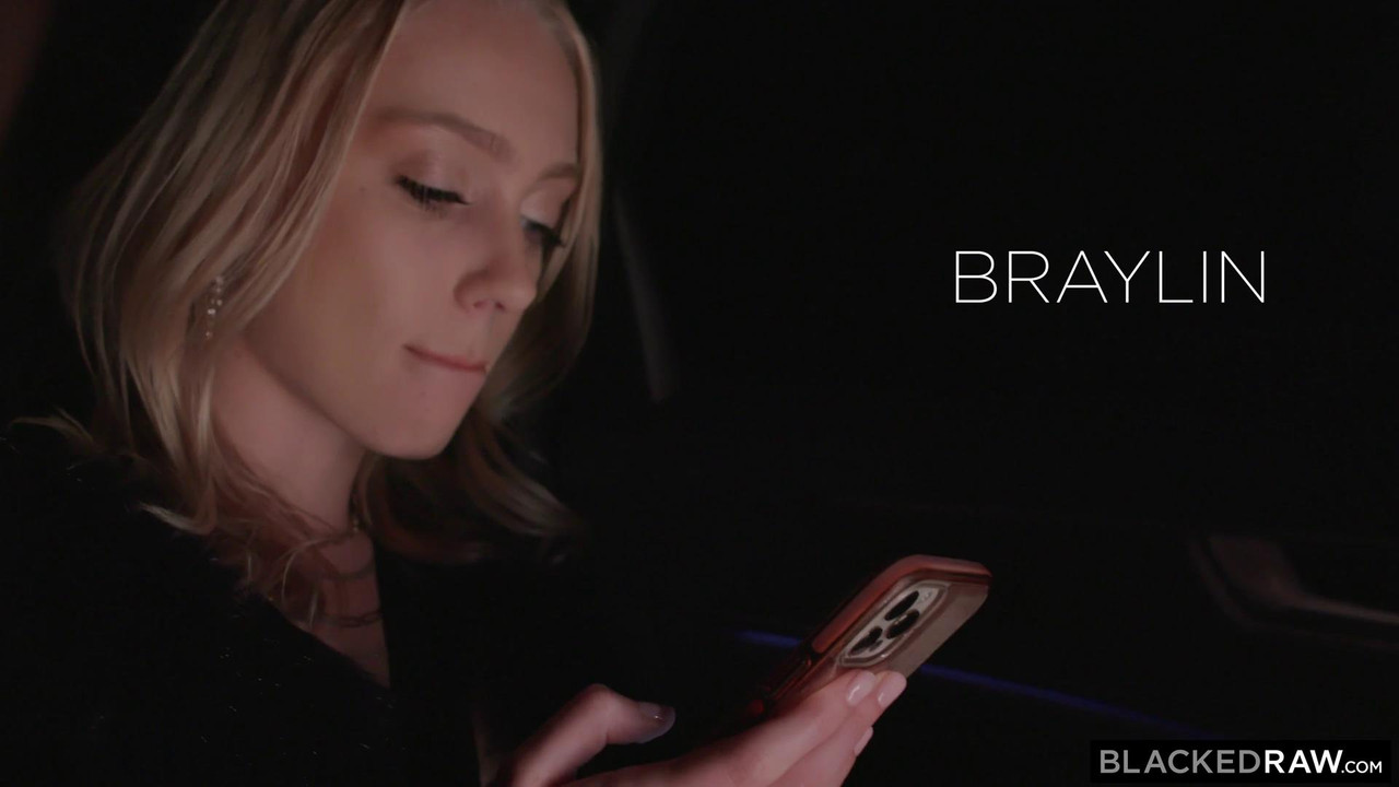 vlcsnap-2023-06-08-17h08m51s841