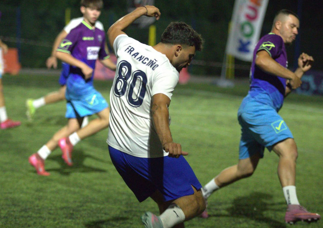 ΣΤΑ ΠΡΟΗΜΙΤΕΛΙΚΑ ΜΠΑΙΝΕΙ ΤΟ CHIOS SOCCA LEAGUE 2026 ΜΕΤΑ ΤΗΝ ΟΛΟΚΛΗΡΩΣΗ ΤΩΝ ΟΜΙΛΩΝ