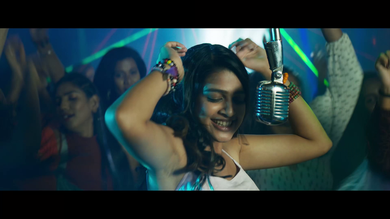 vlcsnap-2023-12-18-00h40m14s653