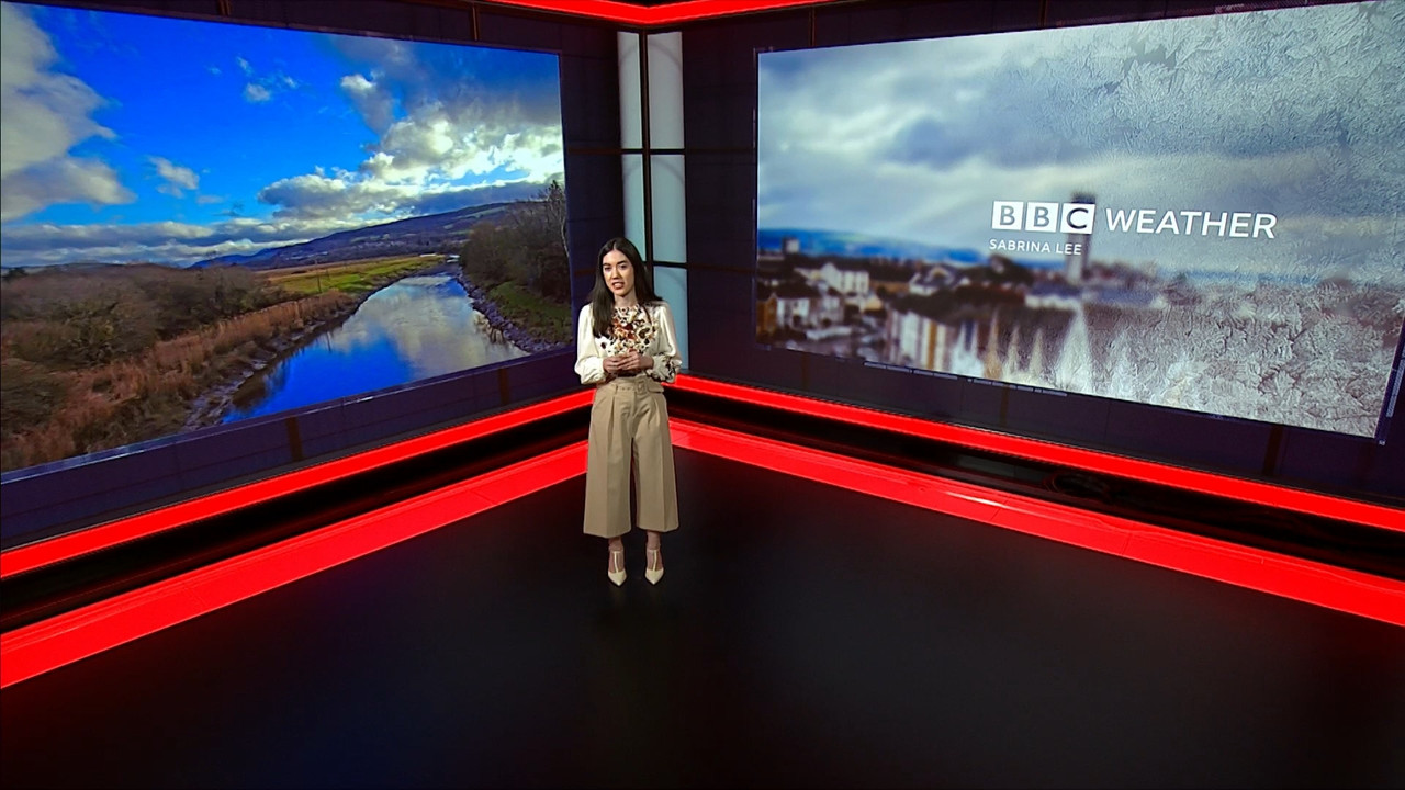 02.08 - 13.30.00 - BBC Wales Today. News and weather from BBC Wales. ....ts_snapshot_18.52.257