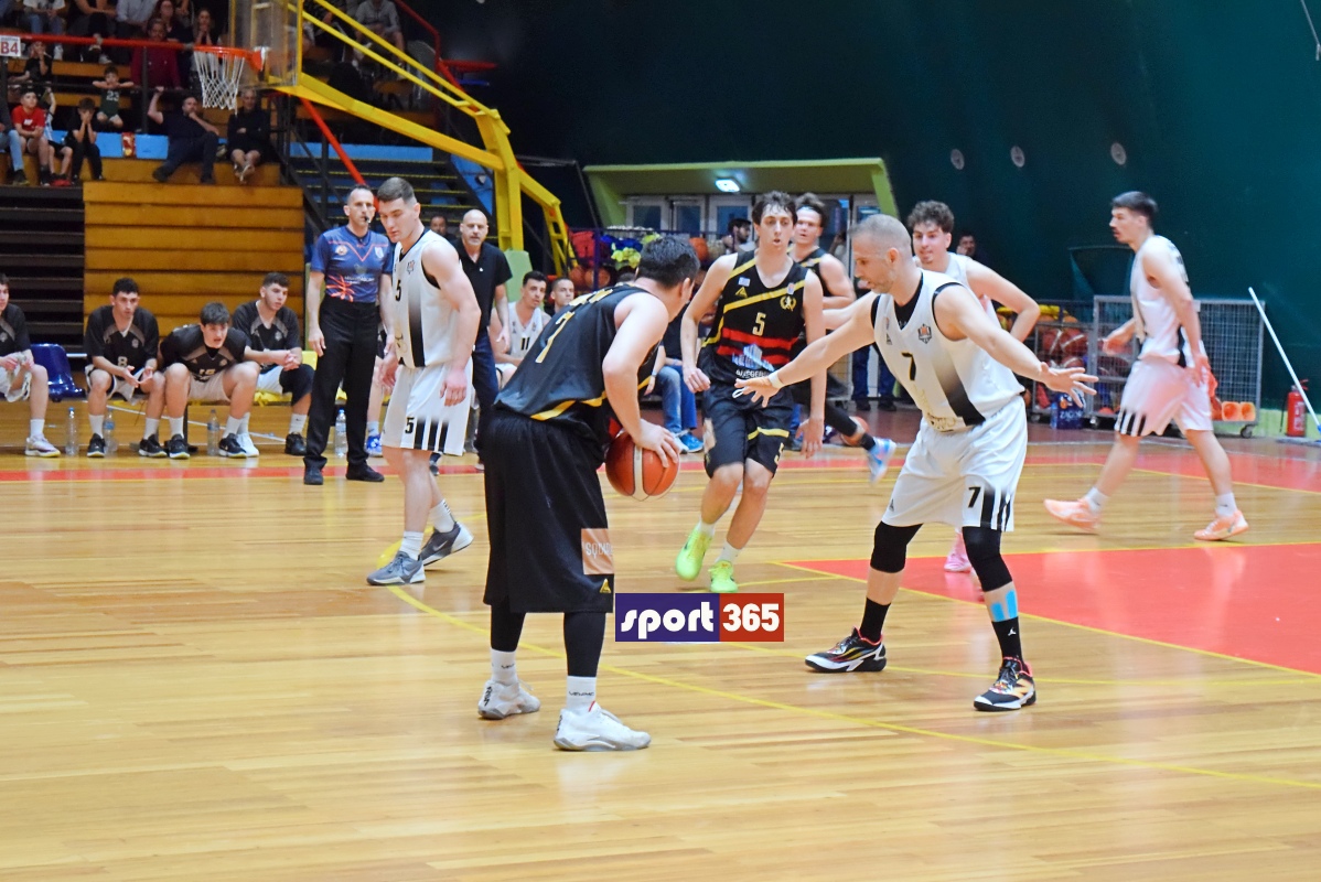 , &Omicron; &Delta;ί&omega;&nu; &Kappa;&upsilon;&pi;&alpha;&rho;&iota;&sigma;&sigma;ί&alpha;&sigmaf;&nbsp;64-60 &tau;&eta;&nu; &Kappa;&alpha;&lambda;&alpha;&mu;ά&tau;&alpha;&nbsp;B.C.&nbsp;&sigma;&tau;&eta;&nu; &Tau;έ&nu;&tau;&alpha;, &iota;&sigma;&omicron;&phi;ά&rho;&iota;&sigma;&epsilon; (1-1) &tau;&omicron;&upsilon;&sigmaf; &tau;&epsilon;&lambda;&iota;&kappa;&omicron;ύ&sigmaf; &tau;&eta;&sigmaf; &Alpha;1 &Epsilon;&Kappa;&Alpha;&Sigma;&Kappa;&Epsilon;&Nu;&Omicron;&Pi; (&phi;&omega;&tau;&omicron;&gamma;&rho;&alpha;&phi;&iota;&epsilon;&sigmaf; & &beta;ί&nu;&tau;&epsilon;&omicron;)