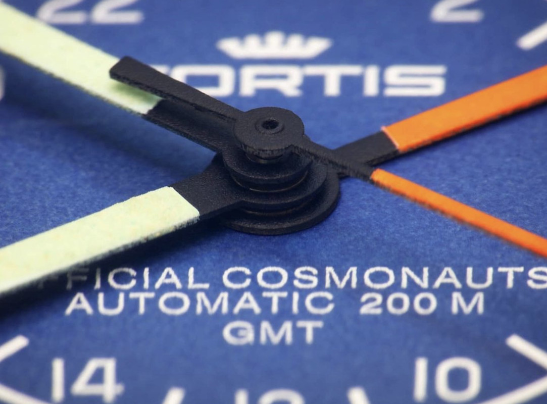 13D12299-8C56-403A-9077-8AC48D89CAB0