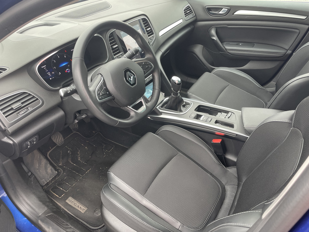 E35BDFF6-E3DB-4540-8E3F-4FB3C87E922B