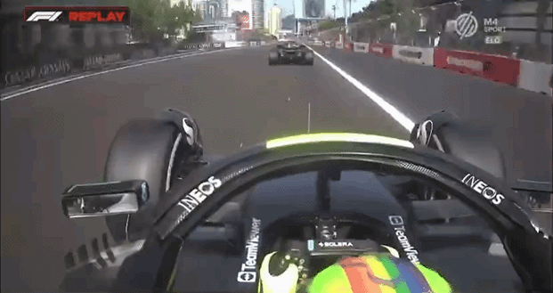 Freadas-tardias-com-Lewis-Hamilton-2.gif