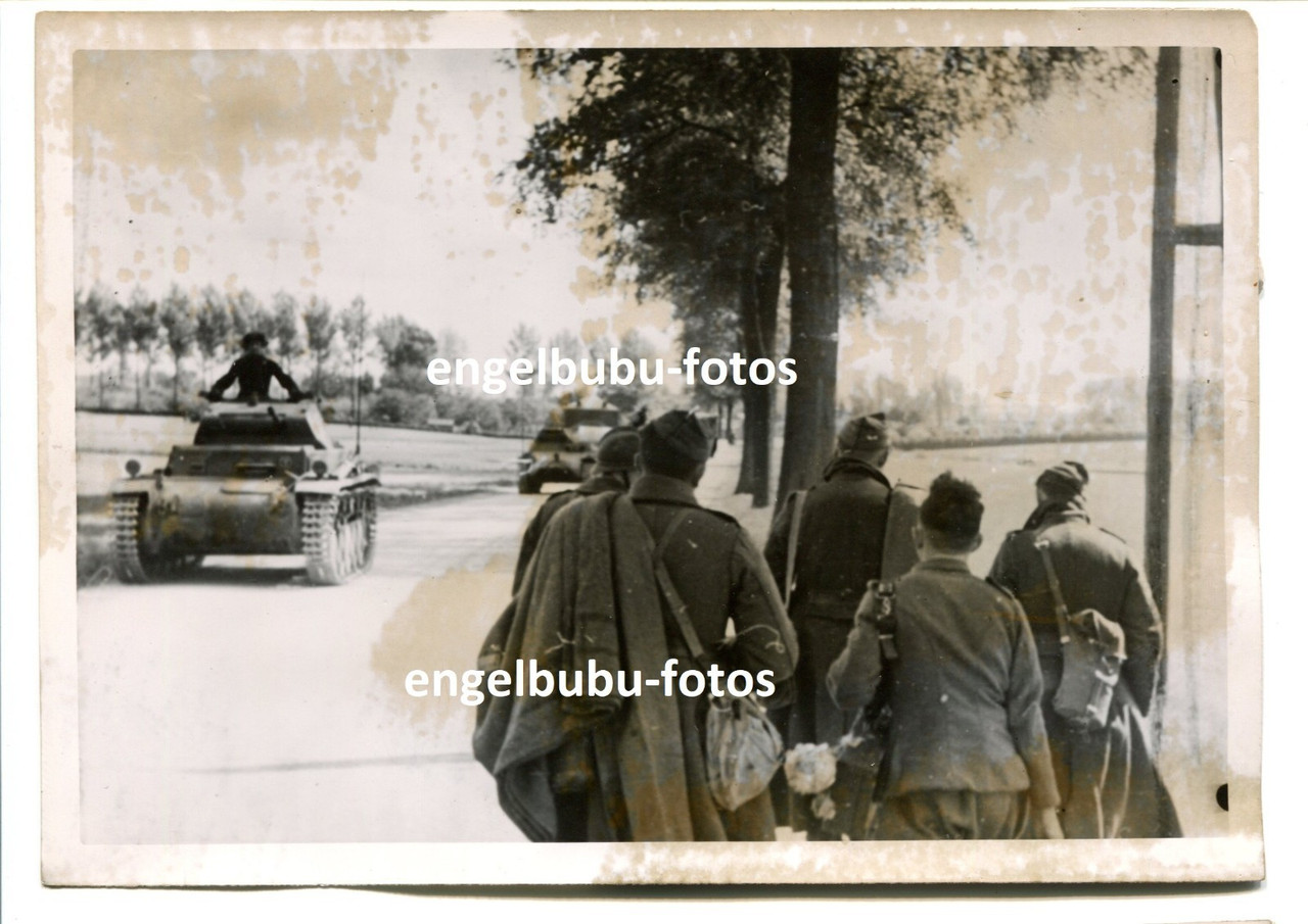 FOTO PK FOTO PANZER Einmarsch Belgien Belgische Soldaten POW