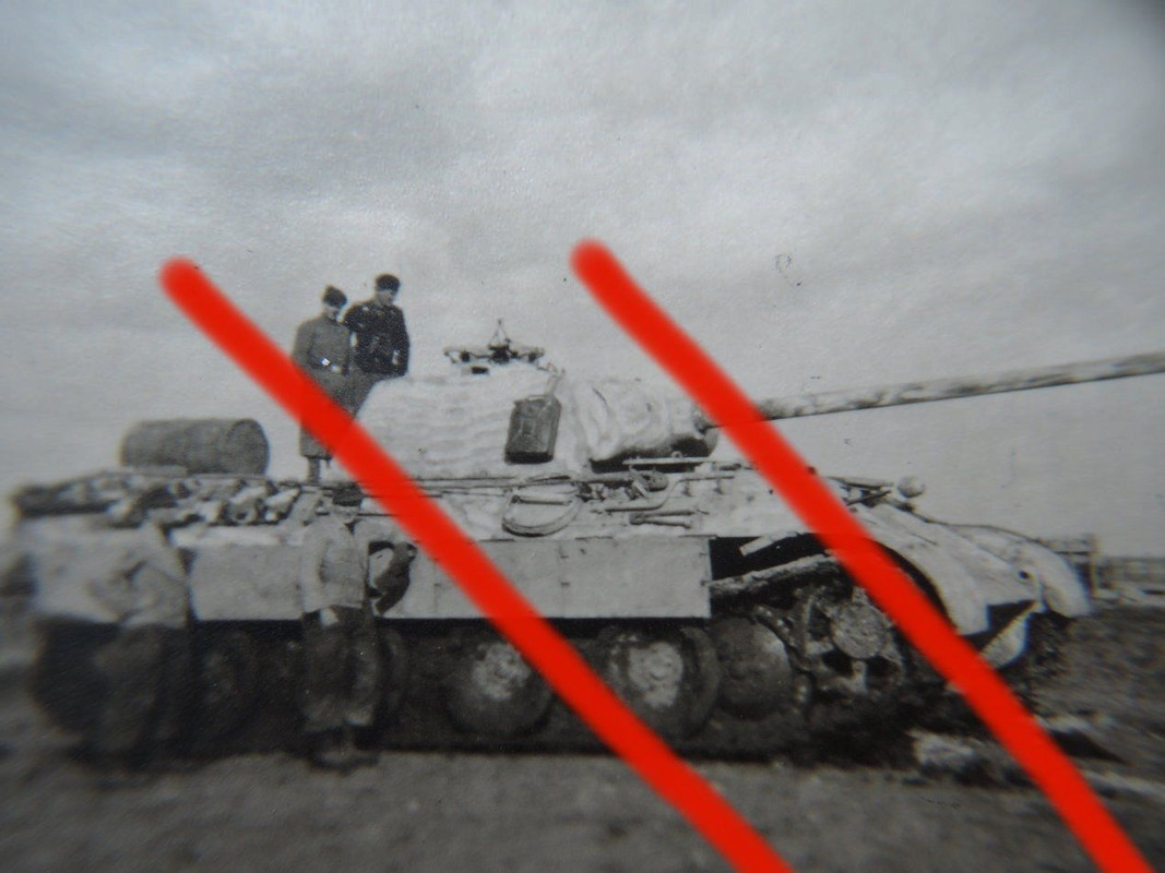 2.WK Foto Panzer V Panther Wintertarn Schürzen19