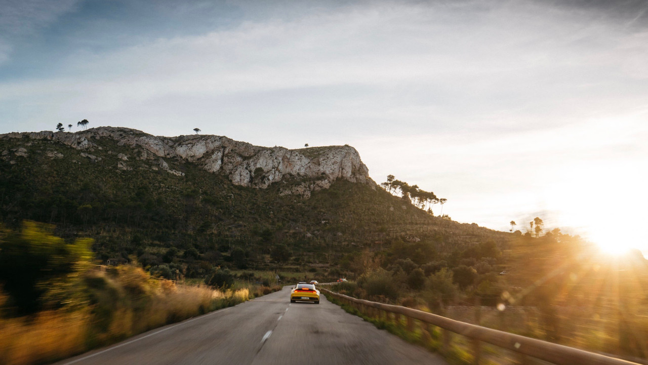 442083_porsche_911_992_mallorca_2018_porsche_ag