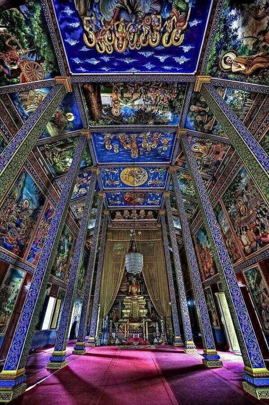 blue-halllway-new.jpg