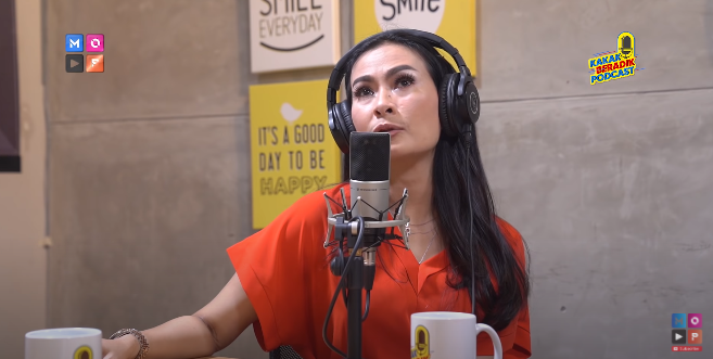 Iis Dahlia sampaikan curhatan soal Rizki dan Ridho DA