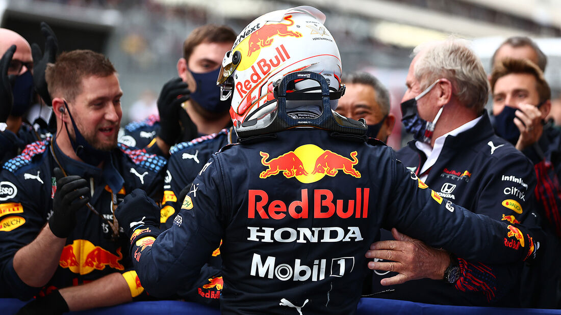 Max-Verstappen-Red-Bull-GP-Russland-2021-Sotschi--169Gallery-4a3e7bb9-1835621