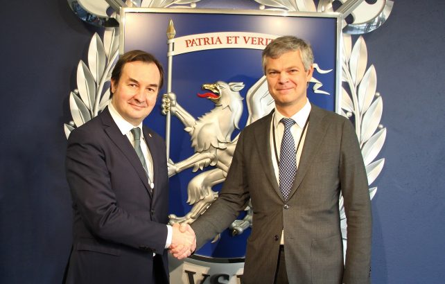 Mokslo žmogus turi būti „laisvas nuo bet kokios prievartos, bet koks universiteto pajungimas politikai yra jam tikra nelaimė.