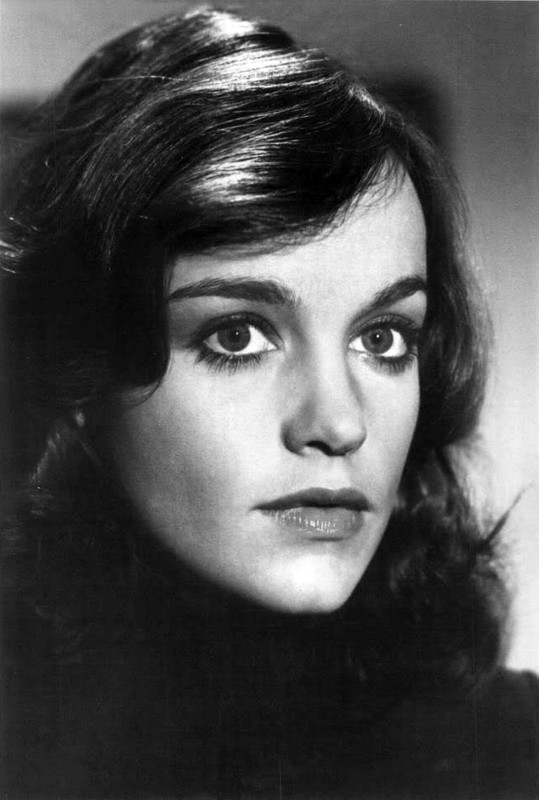 pamela_sue_martin_b12
