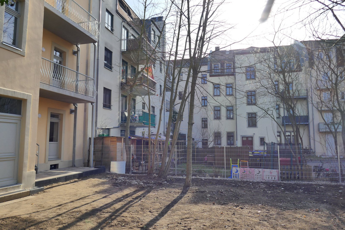 Bild: https://i.postimg.cc/brL2QKjs/P1260455.jpg