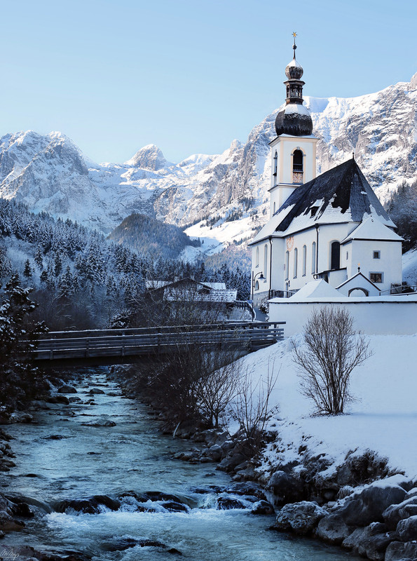 blacknwhitechurchnbridge.jpg