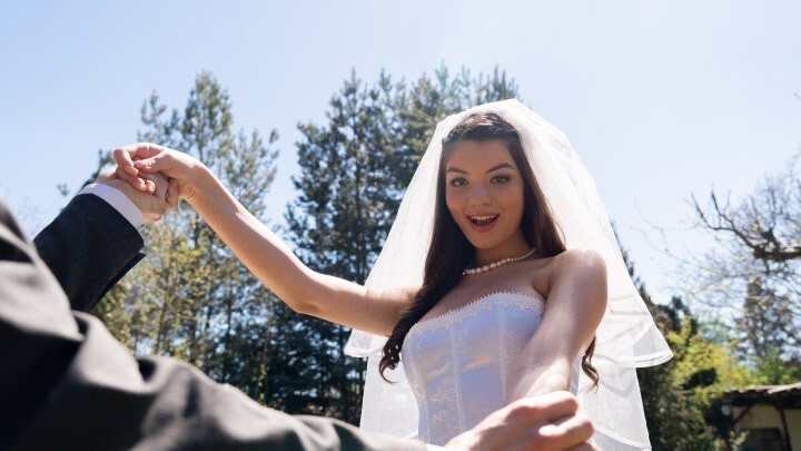 Bride4k 26 07 15 Anna Bella Love Object Bride4k 26 07 15 Anna Bella Love Object