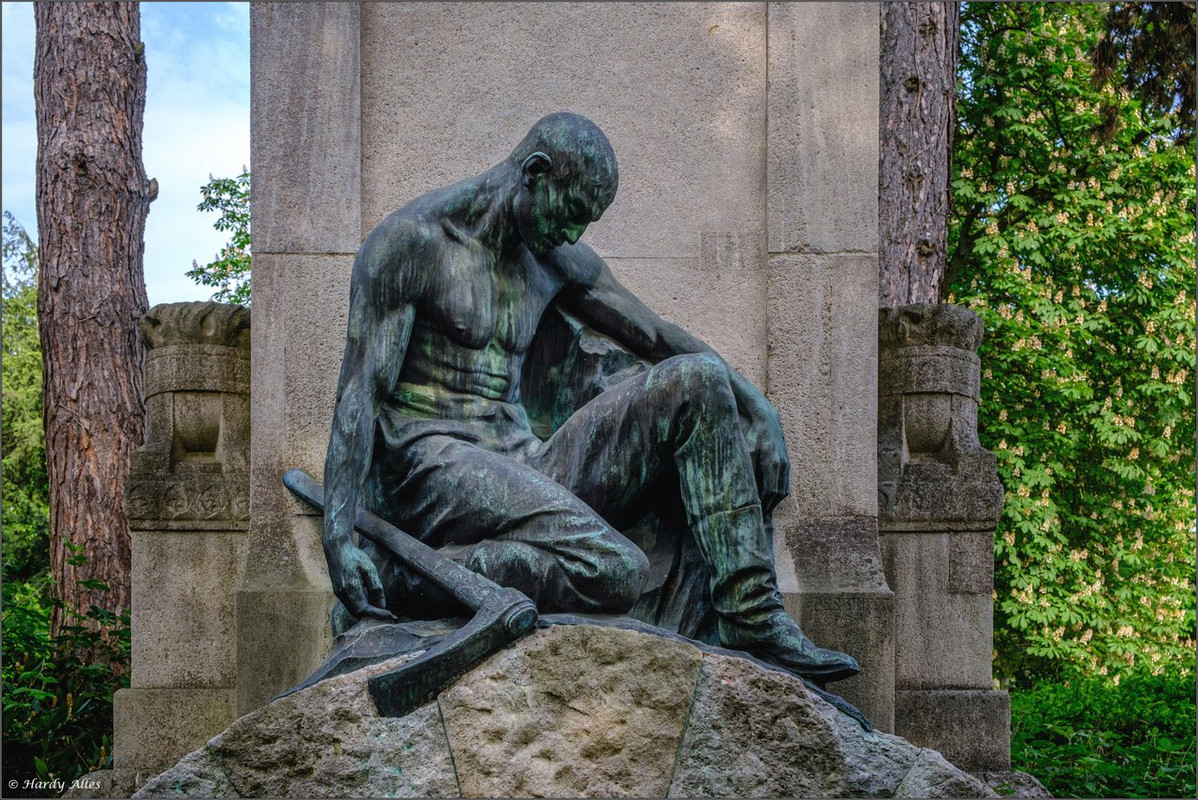 XT4G7573 2023 Köln LR ERWZ FB