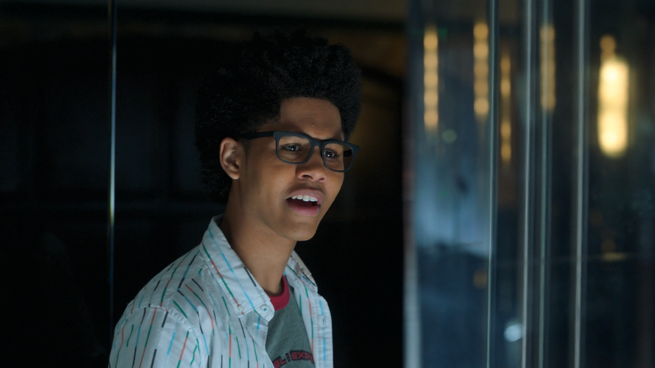 Marvels.Runaways.S03E01.Riunione.ITA.ENG.1080p.AMZN.WEB-DLMux.H.264-Morpheus.mkv_snapshot_41.11_[202
