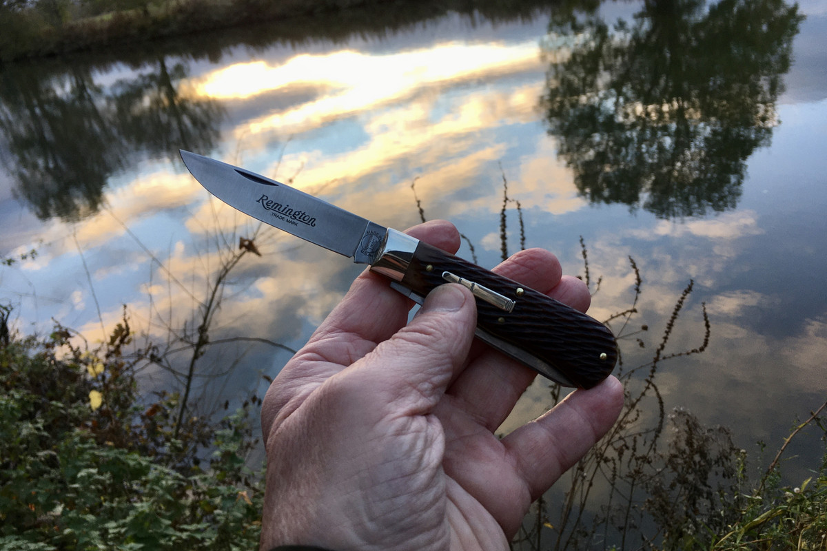 17FBB89D-09BB-4FBC-B1D3-13CAC34AB86D