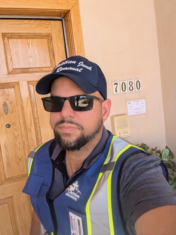 Professional junk removal truck and cleanout service