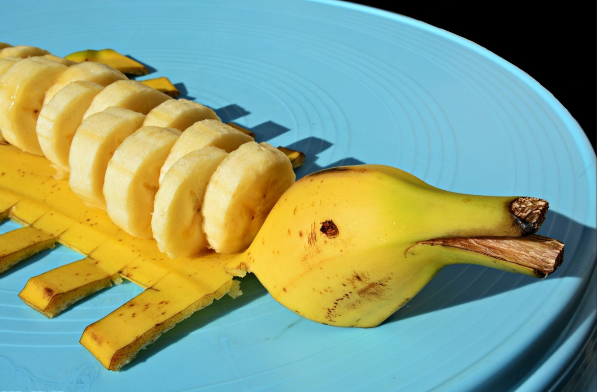 yellow-sliced-banana.jpg