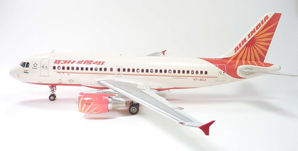 A319 Air India [Revell] 1/144 P1080692
