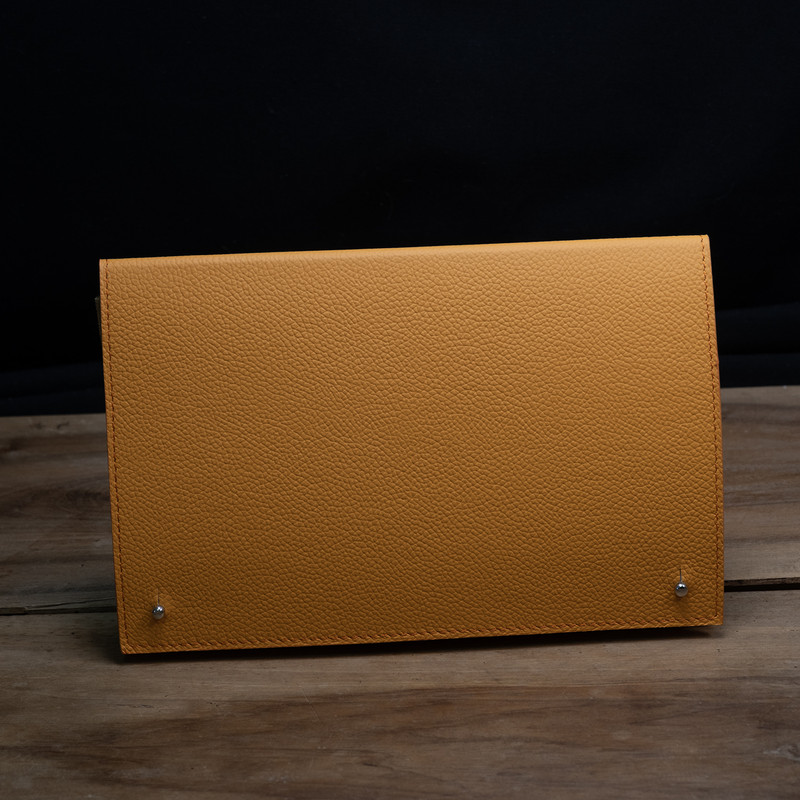 Présentation Atelier Romane - Page 34 Pochette_3_montres_orange