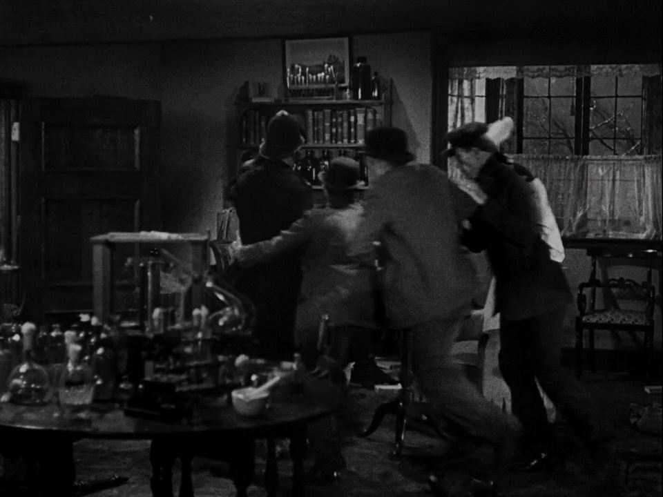 [Obrazek: niewidzialny-czlowiek-3.jpg]