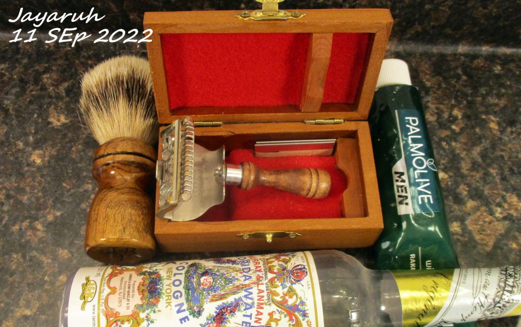 [Image: sos220911.jpg]