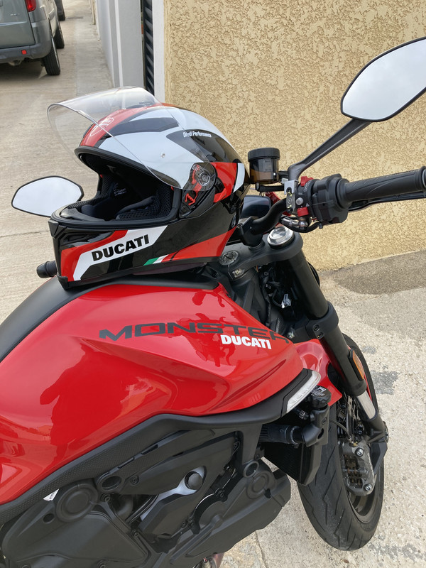 650B1538-5BC6-4BBB-AE89-3E751E2D6BA2