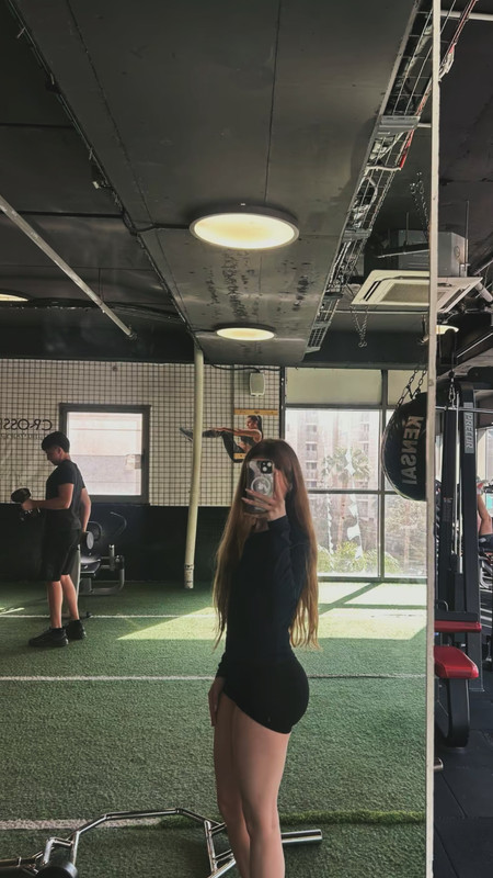 1E9CBF93 4A81 4D9F 921E 06EB1501D534