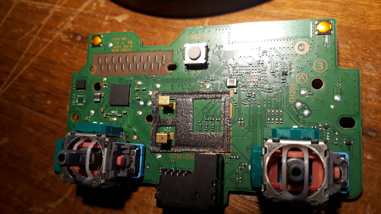 JDM-050 (1-982-355-21) 2