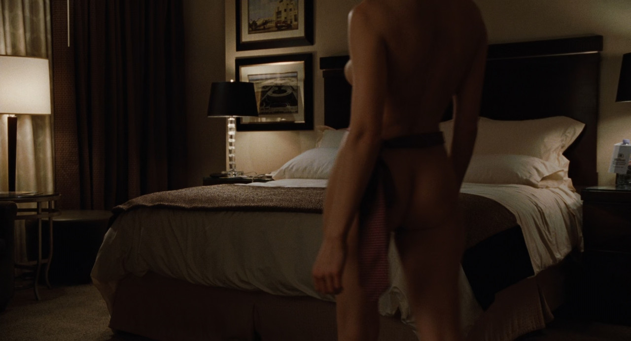 Up in the Air (2009).mkv_snapshot_00.15.20_[2018.01.27_00.16.29]