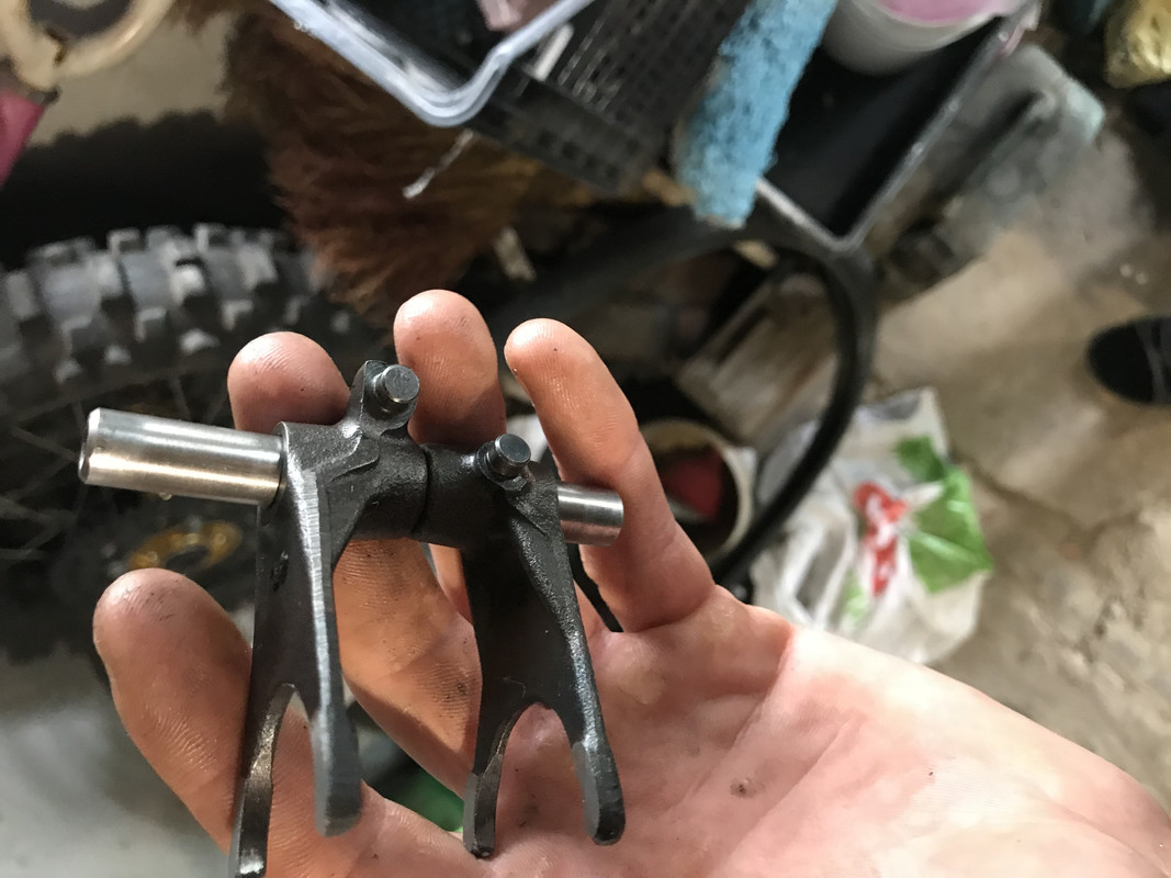 CE13DAF2-98E4-4E5A-9715-457D8010450C