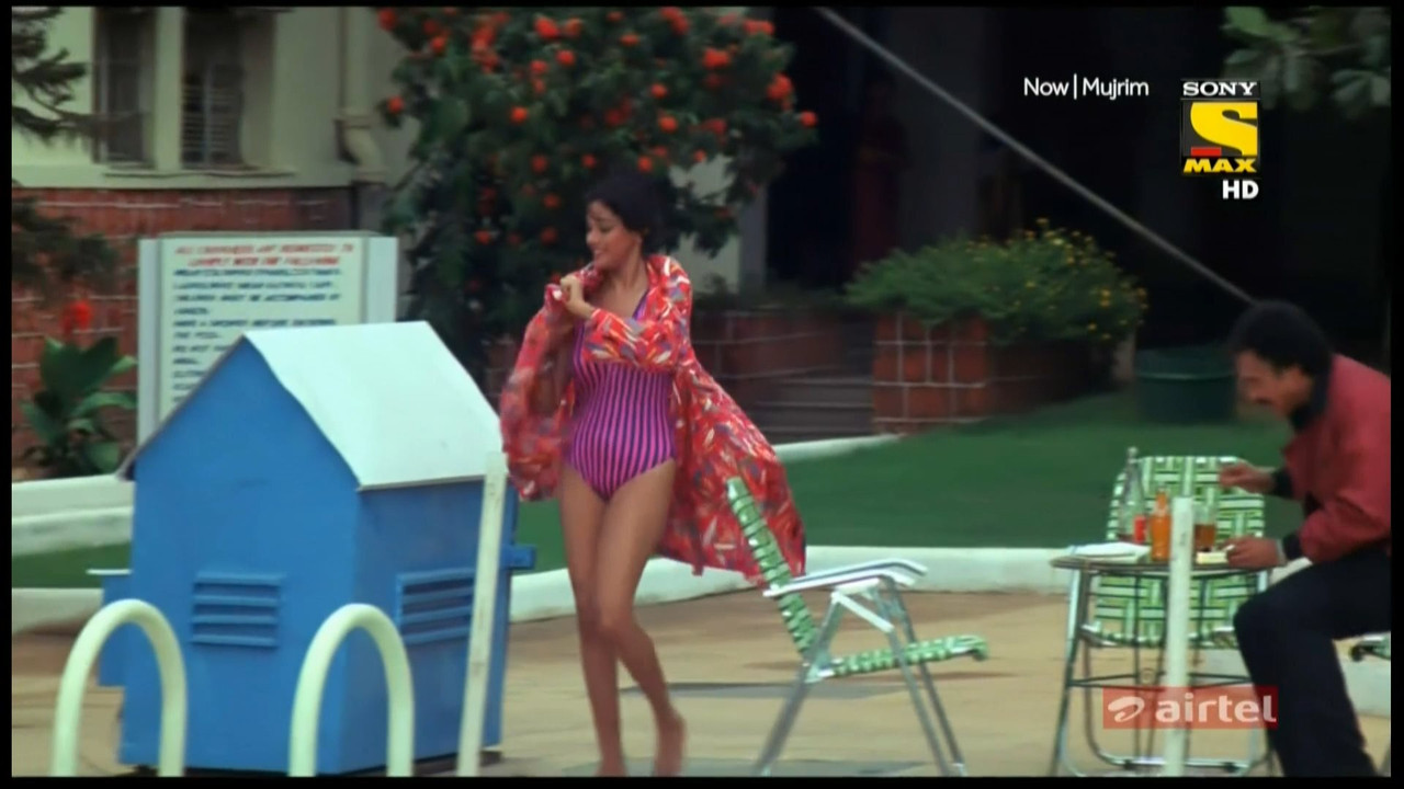 [Image: Madhuri-Dixit-Swimsuit-Wet-Boobs-Ass-Com...-08-11.jpg]