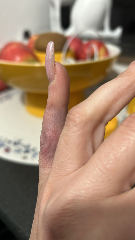 D6EA24BA-32B0-4B77-8063-88029ADDCEB1