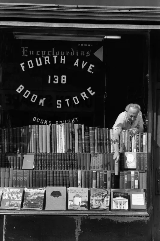 00Bookstoresnyc6-superJumbo