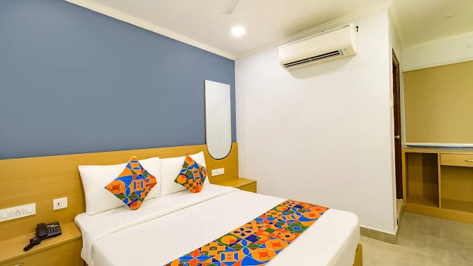 FabHotel The Cinco Primera photo 6