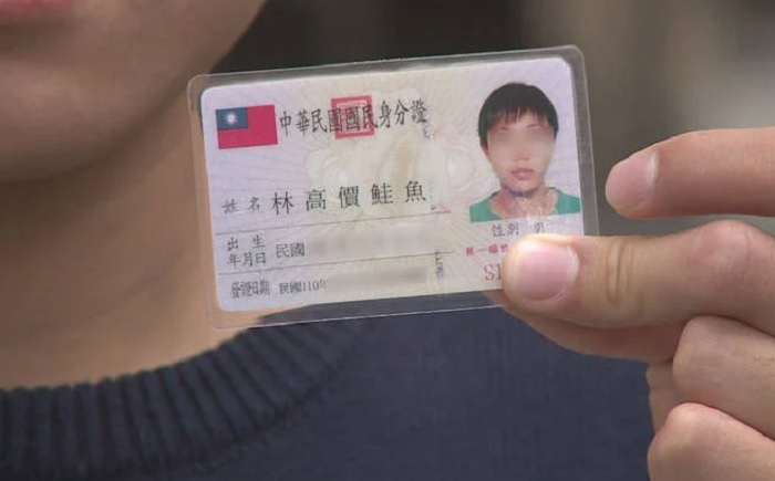 Demi makan sushi gratis, ratusan orang di Taiwan rela ganti nama menjadi 'salmon'.