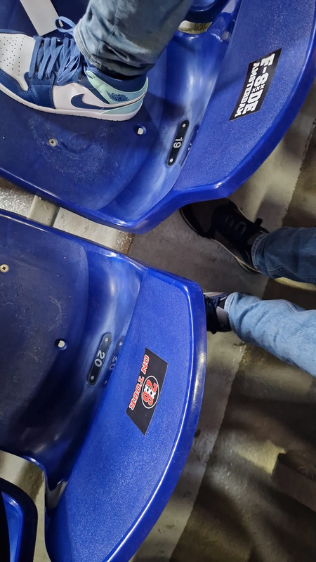 A7CC0AC6-0D99-4EB9-860B-9EE6020D9B18