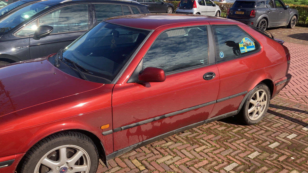 4CF51617-672B-4259-89D7-4347F242BC52