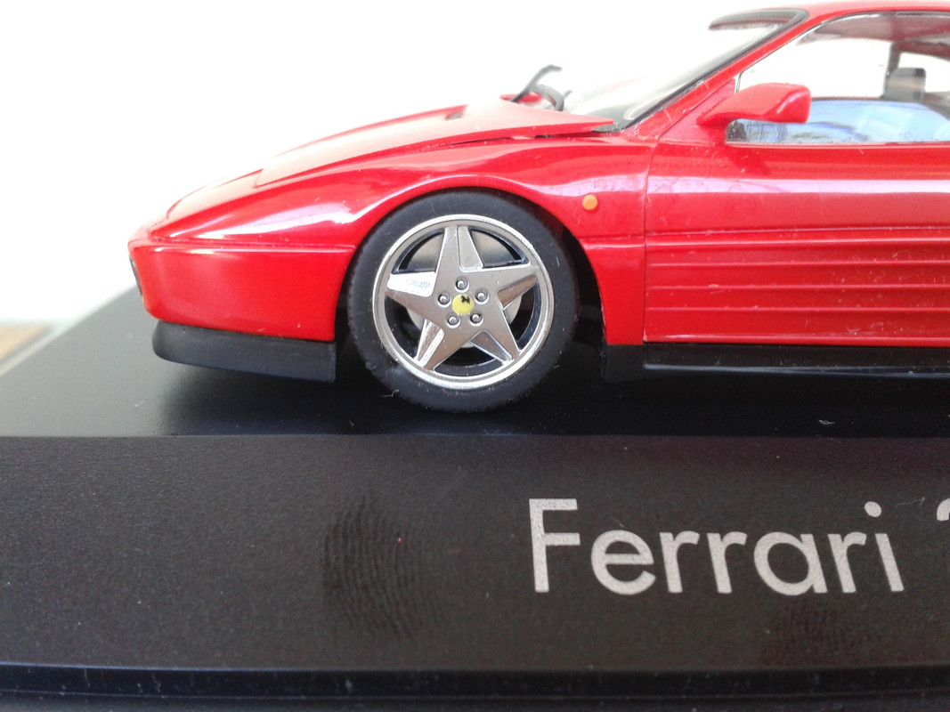 1989 Ferrari 348 TB (Herpa) (10)