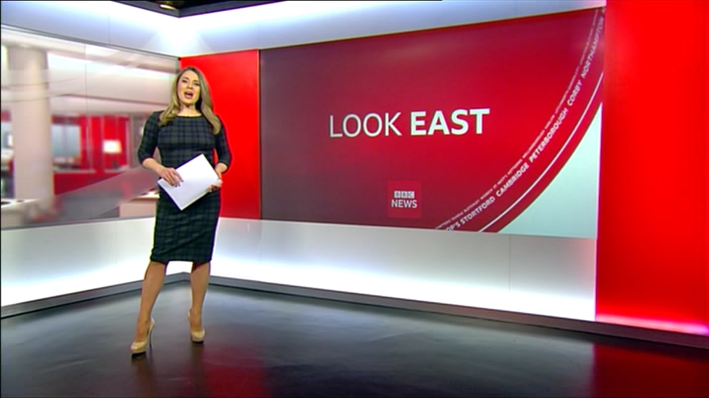 01.19 - 18.30.00 - This Is BBC One HD. Please switch over to BBC One.ts_snapshot_00.37.463